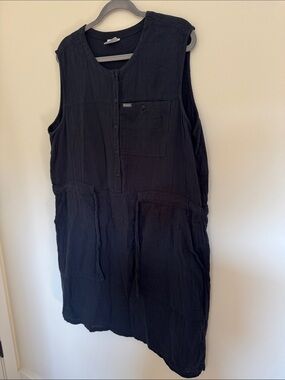 Columbia Black Muslin Sinch Tie Waist Dress Sleeveless Button-Up